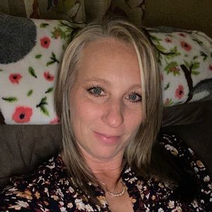 Meet your Posher, Stacy